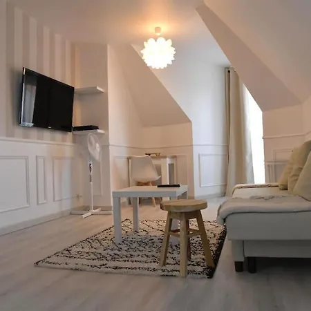 T2 Meaux-gare Proche Disney-paris Apartment